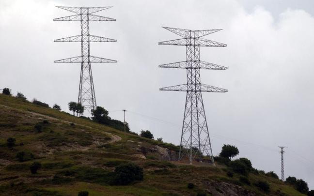 La demanda de energía eléctrica estatal aumentó un 2,4% en agosto respecto al año pasado