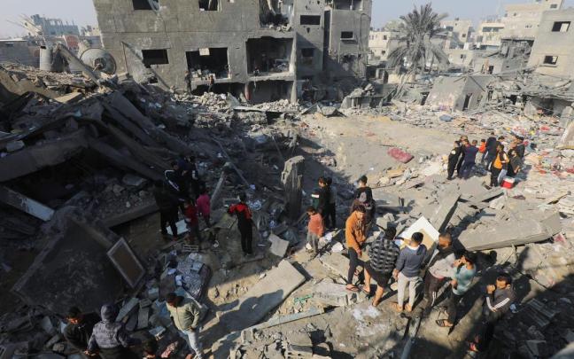 Los nuevos bombardeos del ejército israelí sobre el sur de Gaza causan al menos 20 muertos.