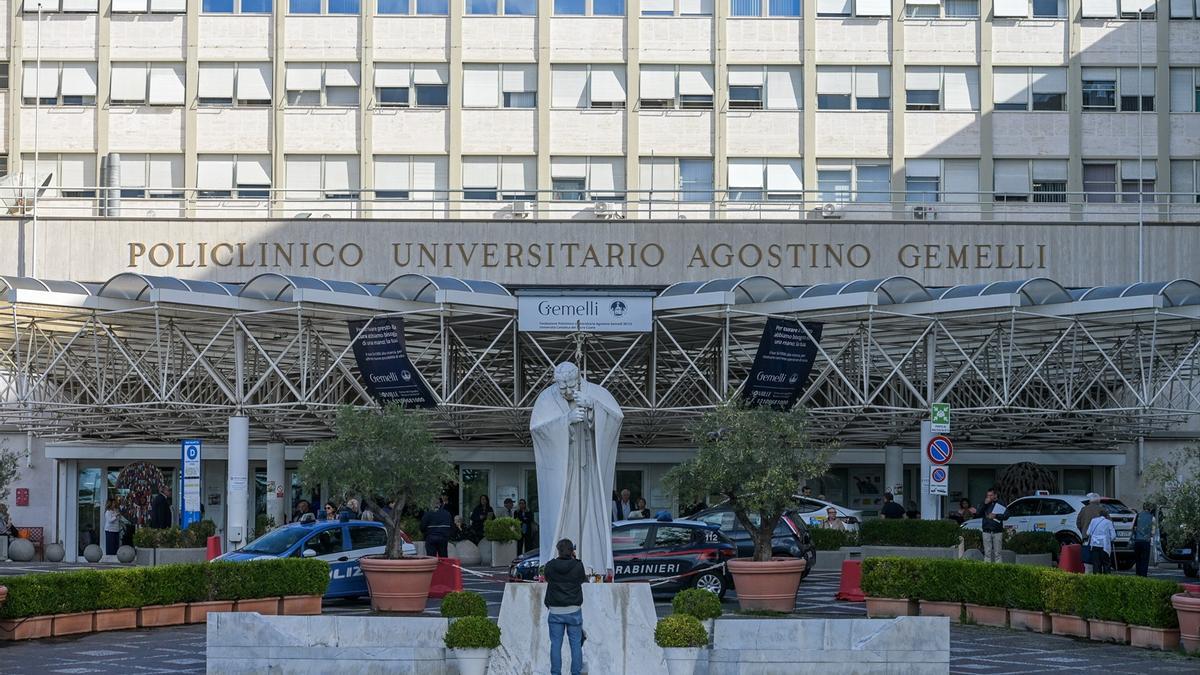 Policlínico Gemelli de Roma.