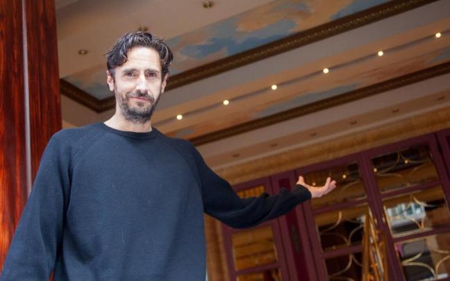 Juan Diego Botto, en 2021, en la presentación de ‘Una noche sin luna’ en Vitoria-Gasteiz, dentro de una gira que califica como “una de las experiencias más bonitas” de su vida.