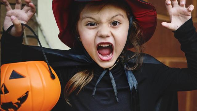 La solución de una comunidad de vecinos para Halloween que evita llamadas a la puerta no deseadas.