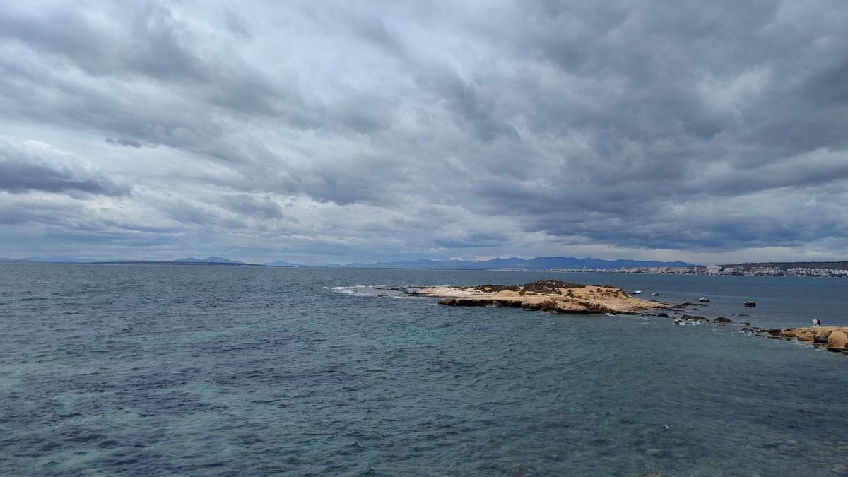 Costa de Tabarca, a unos 20 kilómetros de Alicante
