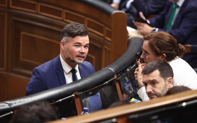 Gabriel Rufián y Mónica García, en el Congreso de los Diputados.