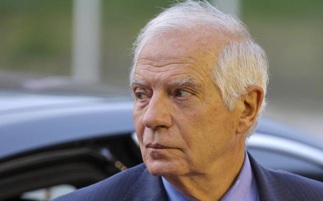 El Alto Representante de la Unión Europea para Política Exterior, Josep Borrell, a su llegada a la Cumbre de los 27. El Alto Representante de la Unión Europea para Política Exterior, Josep Borrell, a su llegada a la Cumbre de los 27.