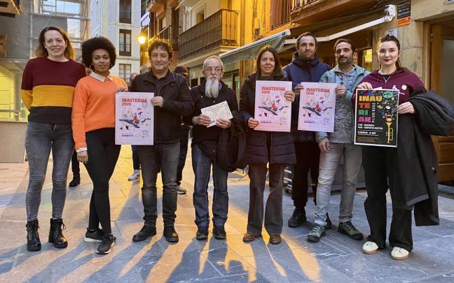 Presentación del programa de carnavales de Zarautz.