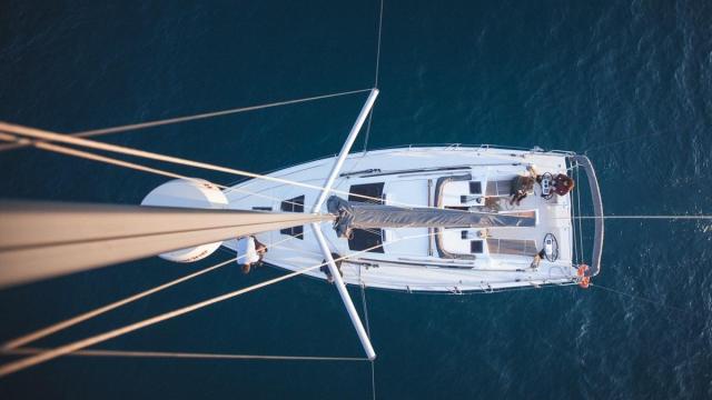 Los veleros de Navegavela salen de los puertos de Donostia y Hondarribia, entre otros.