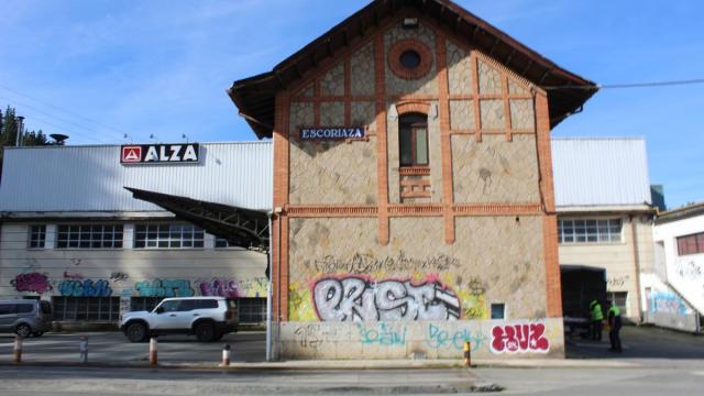 En la imagen, la antigua estación del ferrocarril Vasco-Navarro de Eskoriatza.