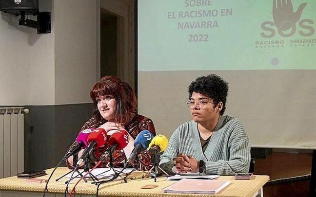 Representantes de SOS Racismo en Navarra. Representantes de SOS Racismo en Navarra.