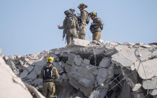 Irán bombardea Israel con un centenar de misiles