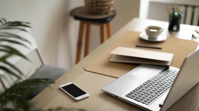 Una solución práctica y estética para cualquier escritorio, ya sea en casa o en la oficina. / Freepik Una solución práctica y estética para cualquier escritorio, ya sea en casa o en la oficina.