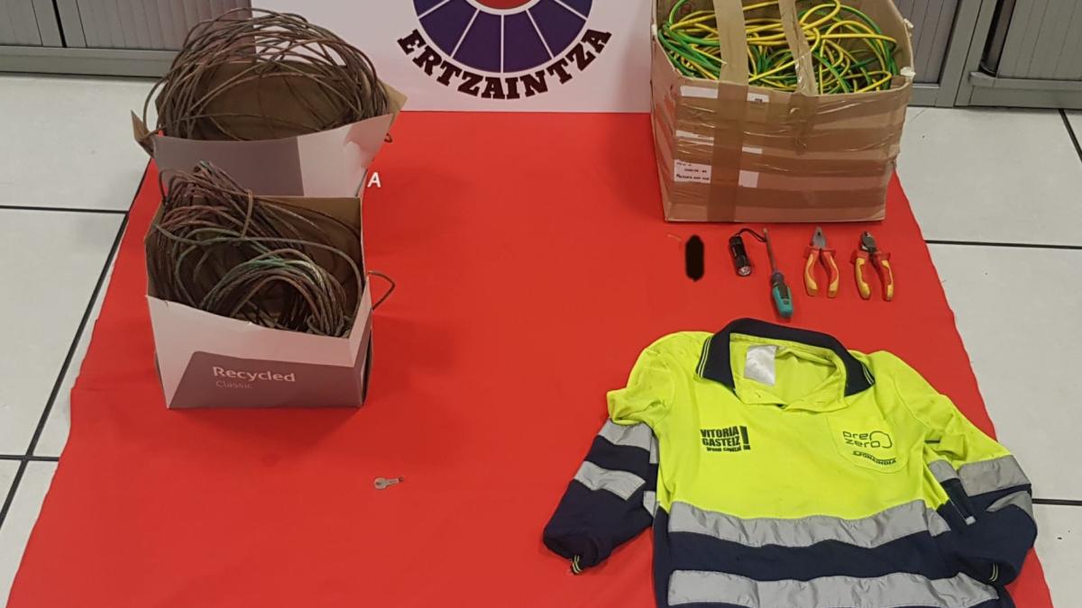 Material incautado por la Ertzaintza. DEPARTAMENTO DE SEGURIDAD