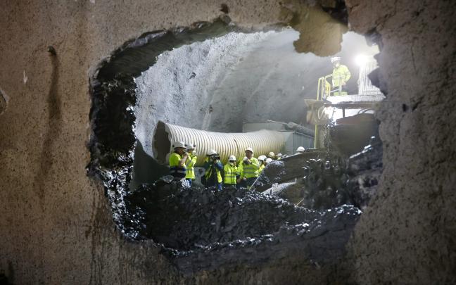 Cale del túnel ferroviario que une Pasai Antxo con Altza. Fotos: Irekia
