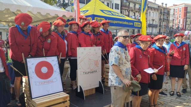 Las txupineras de Bilbao ya tienen canción propia de homenaje a su figura | Onda Vasca