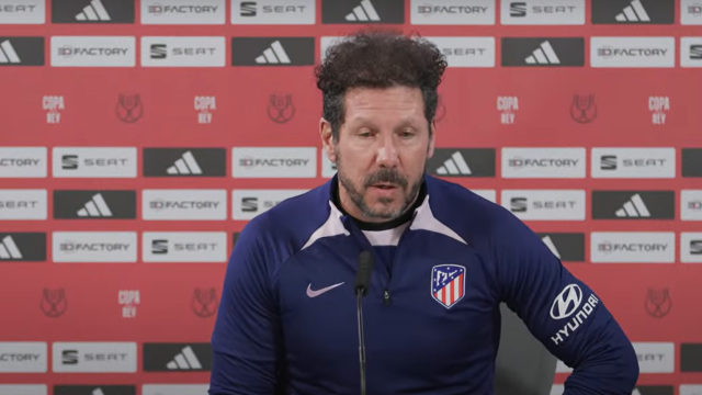 Simeone durante la rueda de prensa