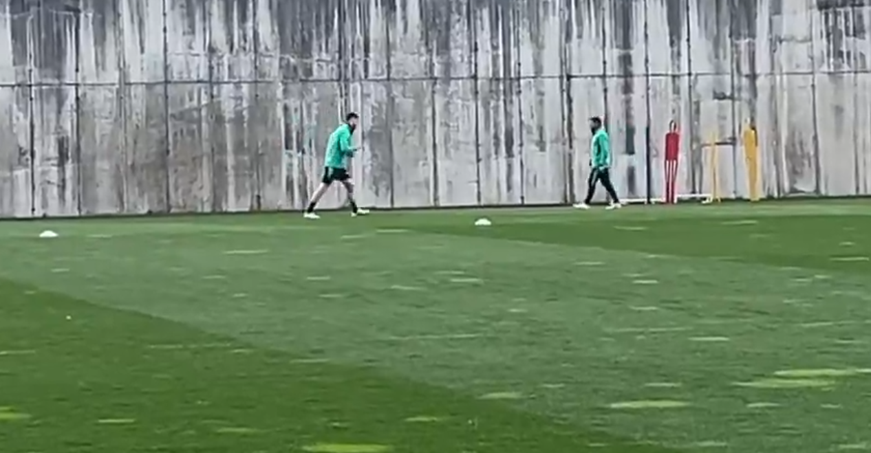 Oihan Sancet salta tarde y calienta al margen del grupo