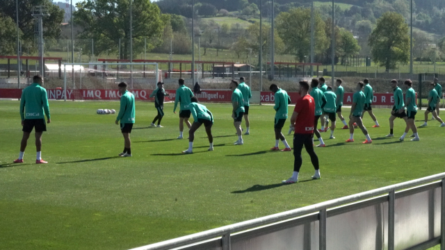 Imagen del entrenamiento de esta mañana en Lezama 
