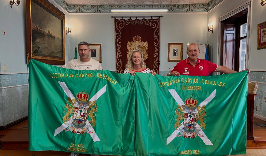 Imagen de la presentación oficial de la Bandera Ciudad de Castro Urdiales / Intagram Alcaldía