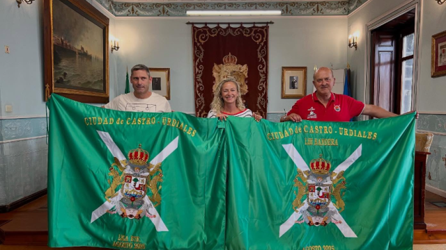 Imagen de la presentación oficial de la Bandera Ciudad de Castro Urdiales / Intagram Alcaldía