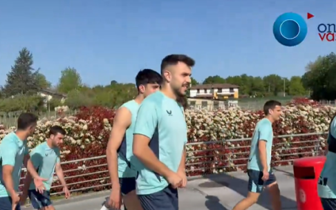 Aitor Paredes ha vuelto al grupo / Imanol Vilella