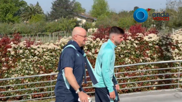 Jesús Areso acompañado de Iñigo San Millán / Imanol Vilella