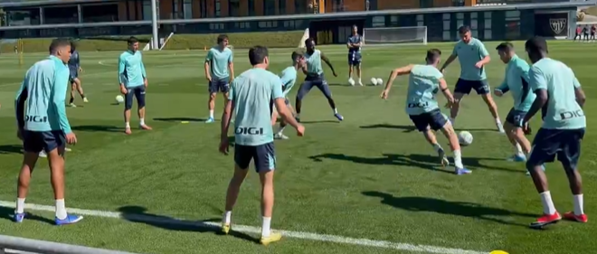 Imagen del entrenamiento de hoy en Lezama / Athletic Club