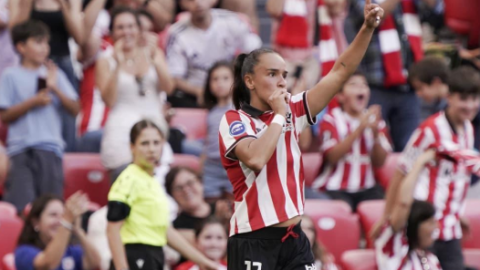 Nerea Nevado celebra su gol ante el Real Madrid en San Mamés / Athletic Club