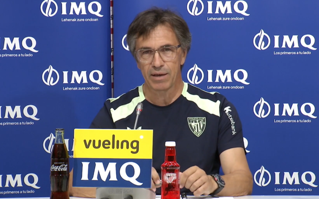 Josean Lekue durante la rueda de prensa de hoy en Lezama / Athletic Club