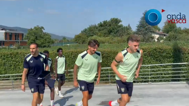 Unai Vencedor se ha ejercitado por primera vez a las órdenes de Terzic / Imanol Vilella