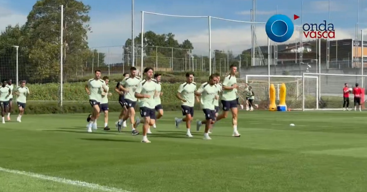 Imagen del entrenamiento de esta mañana en Lezama / Imanol Vilella