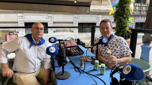 Iñaki Núñez, responsable de la Zona Norte de Carmencita, comparte con Txema Gutiérrez las últimas novedades de la marca y descubre nuevas formas de dar un toque especial a cualquier plato / ONDA VASCA