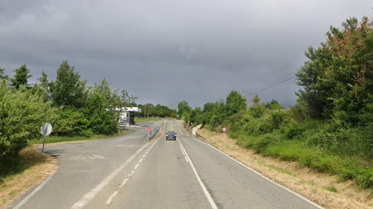 Tramo de la carretera NA-2410 en el que se produjo el accidente.