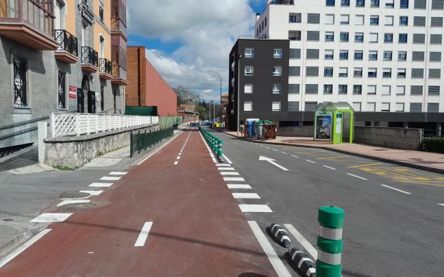 Carril bici a su paso por Burtzeña Carril bici a su paso por Burtzeña