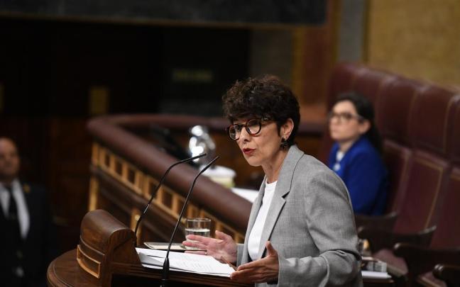 La portavoz del PNV en el Congreso, Maribel Vaquero, interviene durante una sesión plenaria. / EP La portavoz del PNV en el Congreso, Maribel Vaquero, interviene durante una sesión plenaria.