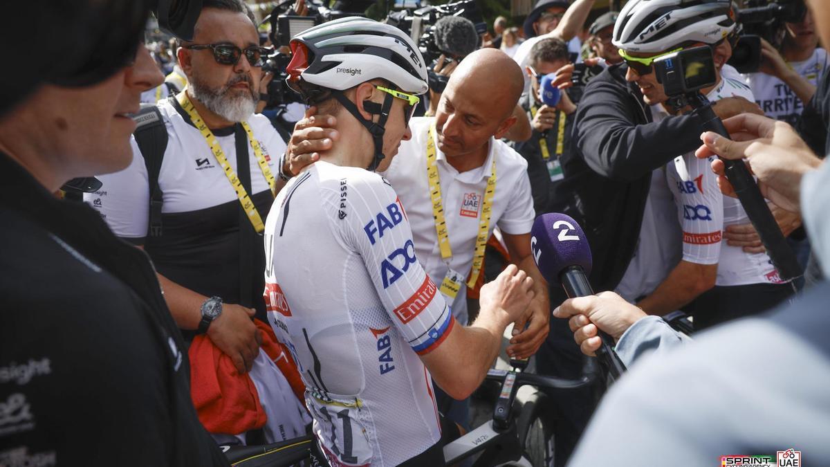 Josean Fernández, ‘Matxin’, junto a Tadej Pogacar, el mejor ciclista del mundo.