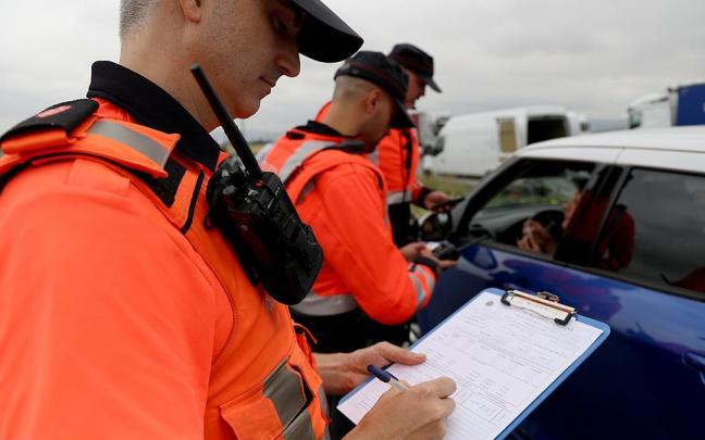 Los agentes realizan la campaña este fin de semana.