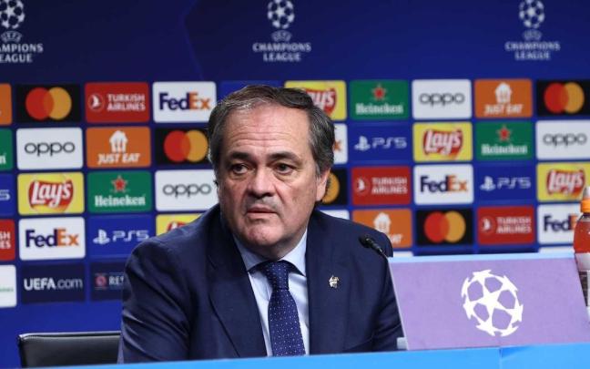 Aperribay durante una rueda de prensa de la pasada edición de la Champions League. / R.S.