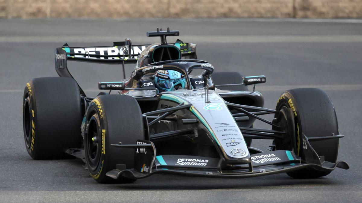 El Mercedes de George Russell en Bakú.