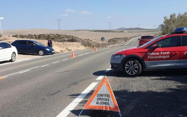 Imagen del control preventivo, con tres de los cinco vehículos inmovilizados