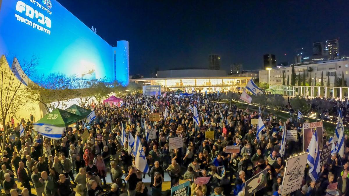 Cientos de israelíes protestan contra el gobierno de Benjamin Netanyahu