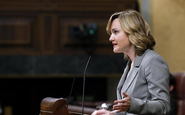 La ministra de Educación, Pilar Alegría, interviene en el pleno del Congreso. / EFE La ministra de Educación, Pilar Alegría, interviene en el pleno del Congreso.