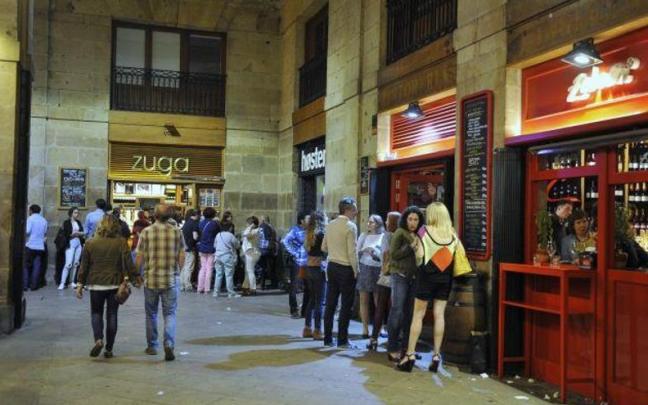 Bares de Bilbao por la noche