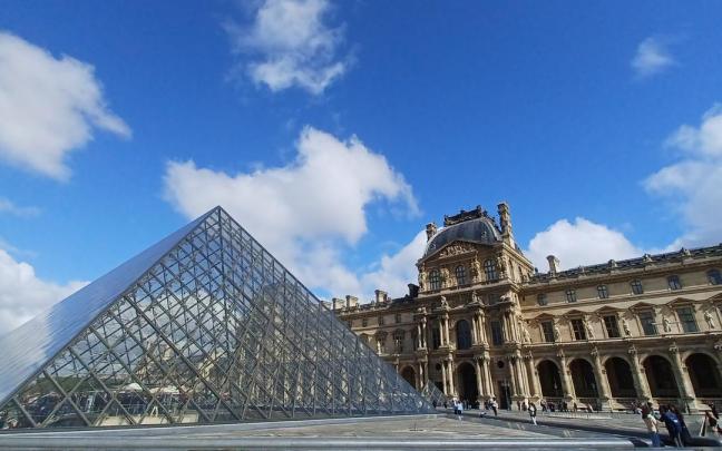 El Louvre, igual que otros museos, acoge exposiciones inspiradas en los JJ.OO.