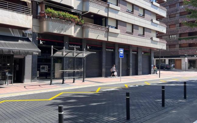 Parada de autobús de la Avenida de Navarra de Beasain.