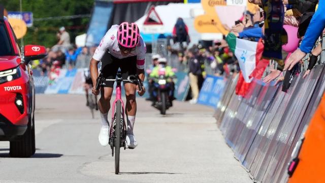 Carapaz, lanzado a por el Giro. / Giro de Italia Carapaz, lanzado a por el Giro.