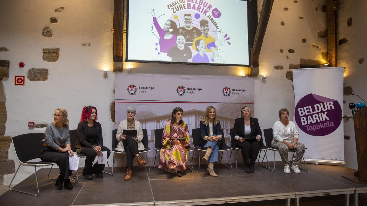 Casi 300 audiovisuales se han presentado en esta edición del concurso 'Beldur Barik'.