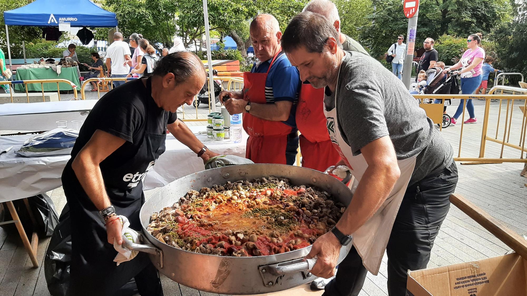 Preparando la degustación de oveja