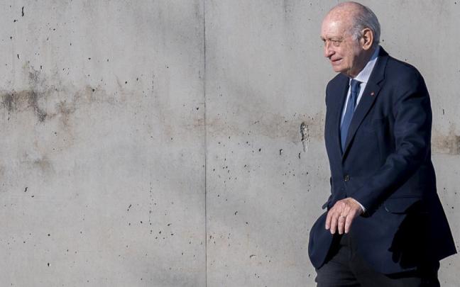 El exministro del Interior Jorge Fernández Díaz a su llegada al primer día del juicio de la Operación Kitchen.