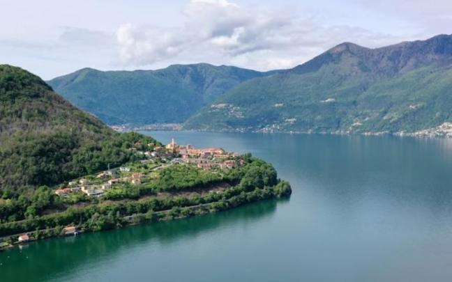 Lago Maggiore, Italia. Lago Maggiore, Italia.