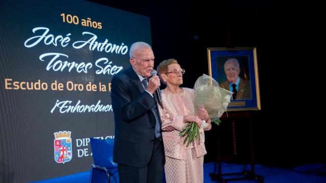 José Antonio Torres Sáez, durante el acto en el que recibió el Escudo de Oro de la Provincia de Almería por su trayectoria pública.