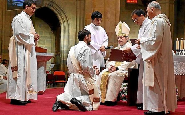 Los obispos vascos se muestran abiertos a bendecir a las parejas homosexuales. | FOTO: OSKAR GONZÁLEZ